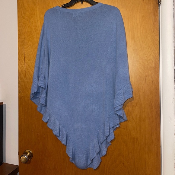 NWT Karen Scott Light Blue Luxsoft Poncho - Picture 2 of 3